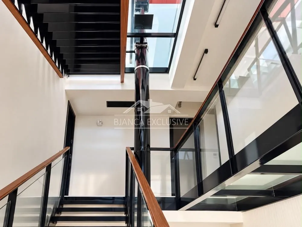 Sale, house, 1000m², Savski Venac, Beograd
