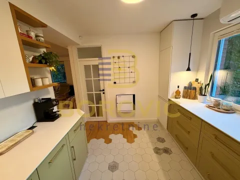 Sale, three bedroom apartment, 85m², Višnjička Banja, Palilula Sve Podlokacije - image 7