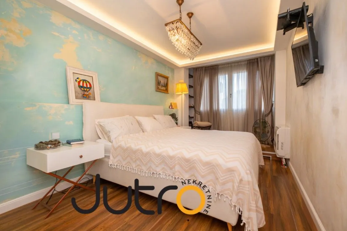 Prodaja, trosoban stan, 122m², Centar, Podgorica