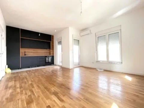 Izdavanje, jednosoban stan, 68m², Zabjelo, Podgorica