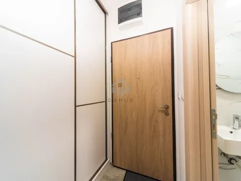 Izdavanje, dvosoban stan, 70m², Zabjelo, Podgorica - image 11