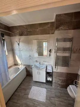 Rent, two bedroom apartment, 86m², Bečići, Budva - image 8
