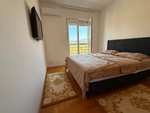 Rent, one bedroom apartment, 49m², Stari Aerodrom, Podgorica - image 5