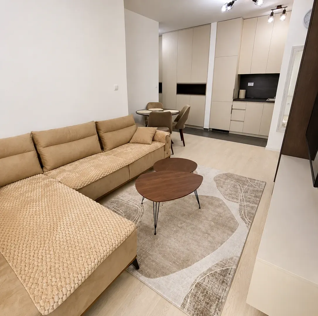 Izdavanje, jednosoban stan, 40m², City Kvart, Podgorica