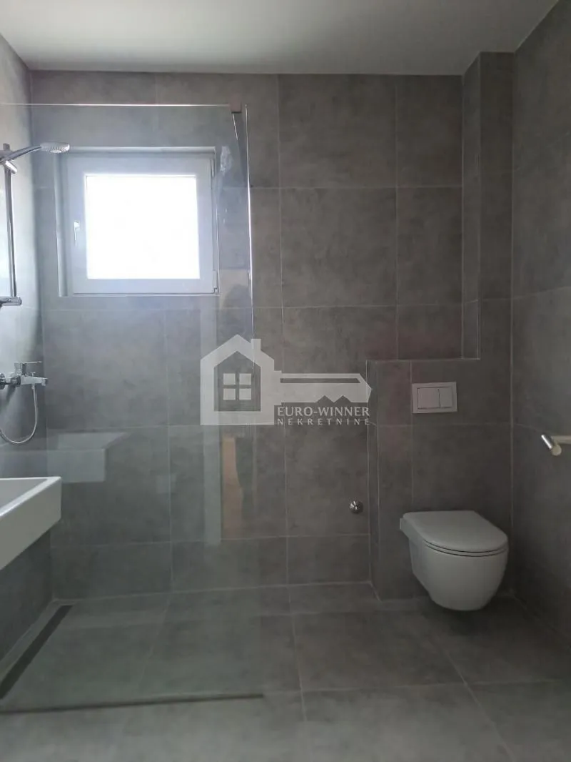 Prodaja, trosoban stan, 92m², Autokomanda, Voždovac Sve Podlokacije