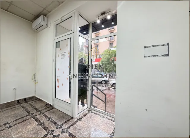 Rent, office space, 30m², Centar, Podgorica