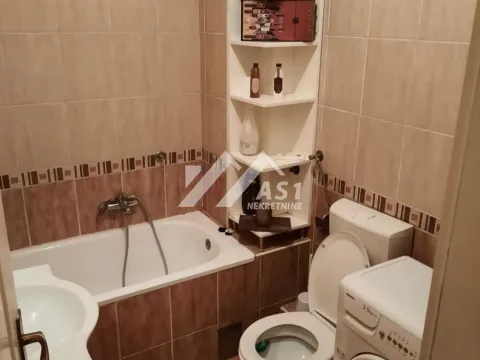 Izdavanje, jednosoban stan, 48m², Centar, Novi Sad - image 7