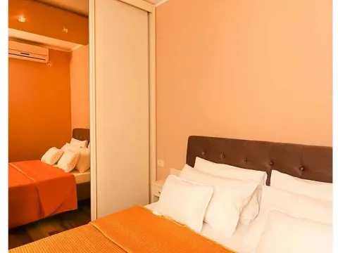 Prodaja, dvosoban stan, 84m², Bečići, Budva - image 11