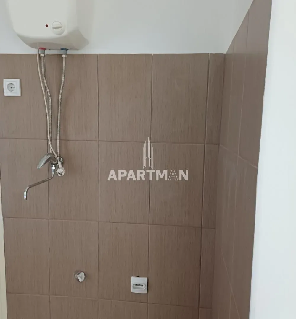Prodaja, jednosoban stan, 37m², Karaburma, Palilula Sve Podlokacije