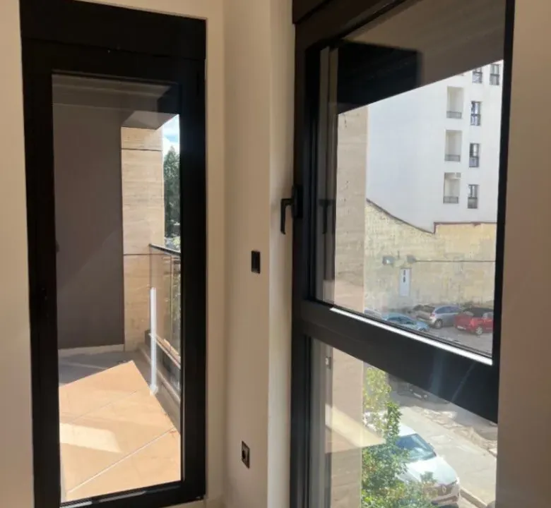 Prodaja, jednosoban stan, 44m², Centar, Podgorica