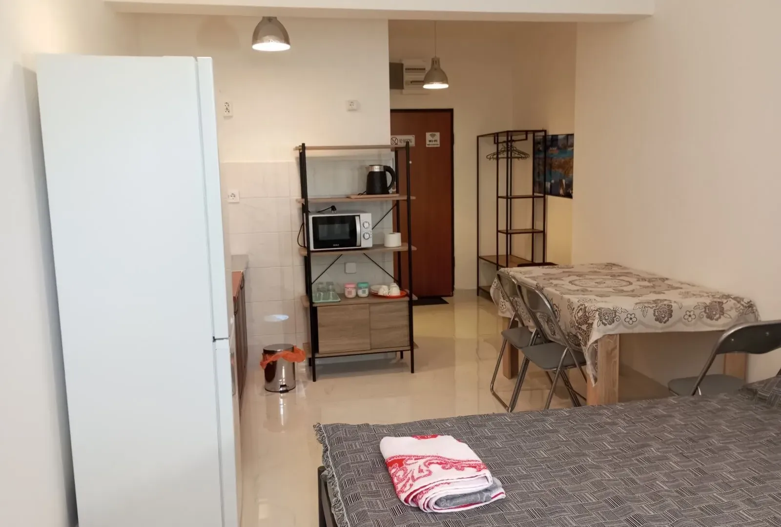 Prodaja, garsonjera, 27m², 1 maj, Podgorica