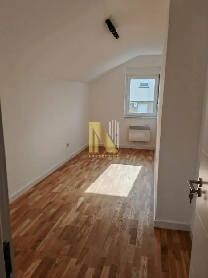 Prodaja, jednosoban stan, 36m², Grbavica, Novi Sad Sve Podlokacije