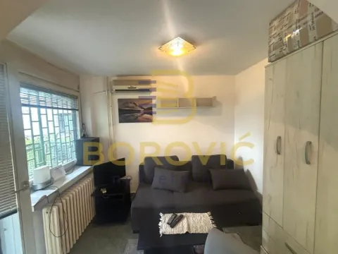 Rent, studio apartment, 24m², Vračar Hram, Vračar Sve Podlokacije - image 3