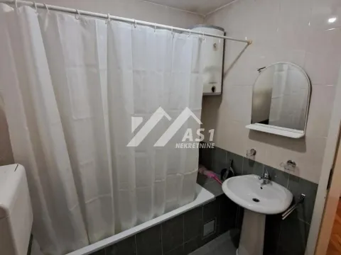 Izdavanje, jednosoban stan, 39m², Rotkvarija, Novi Sad Sve Podlokacije - image 6