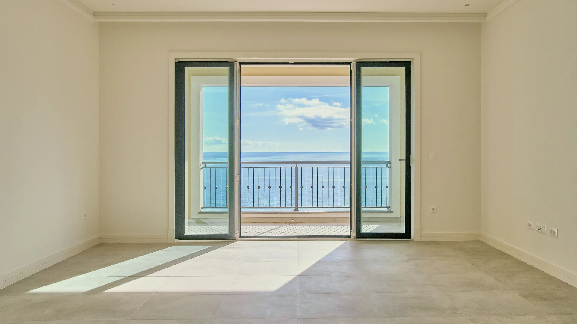 Prodaja, dvosoban stan, 104m², Luštica Bay, Tivat
