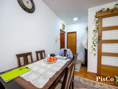 Sale, two bedroom apartment, 75m², Budva, Crna Gora - image 12