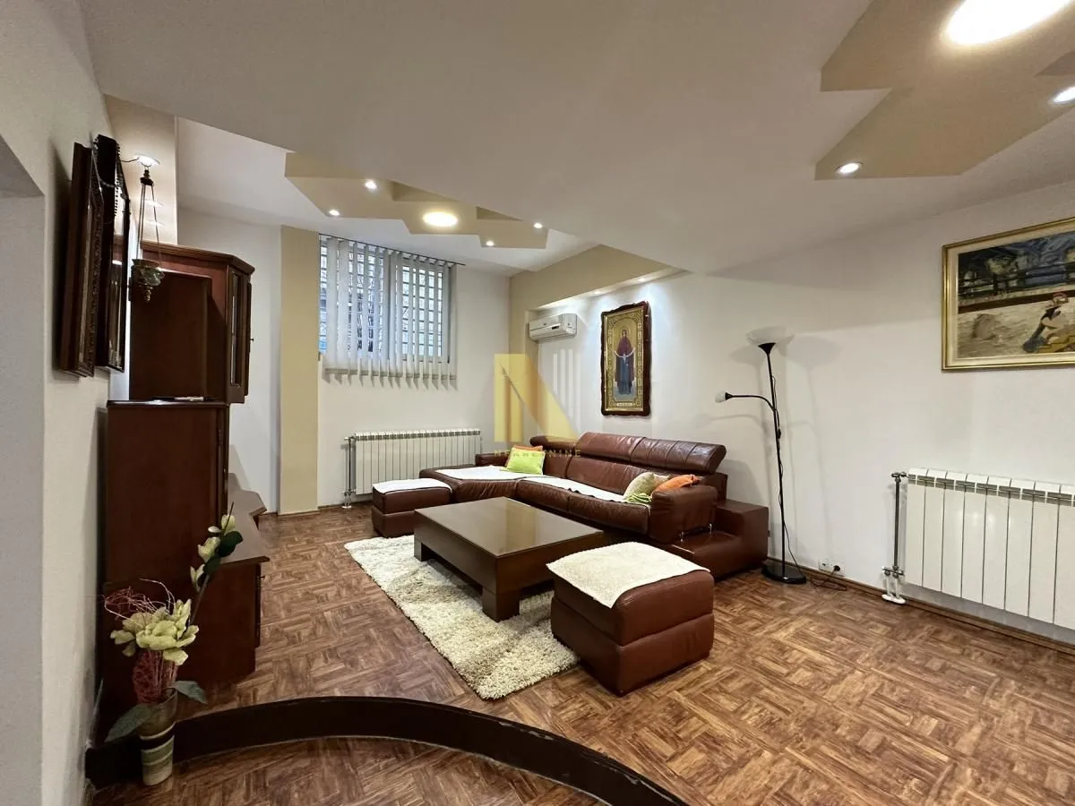 Izdavanje, trosoban stan, 81m², Podbara, Novi Sad Sve Podlokacije