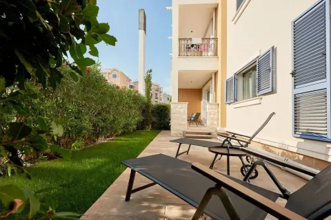Stan-na-dan, dvosoban stan, 100m², Luštica Bay, Tivat - image 2