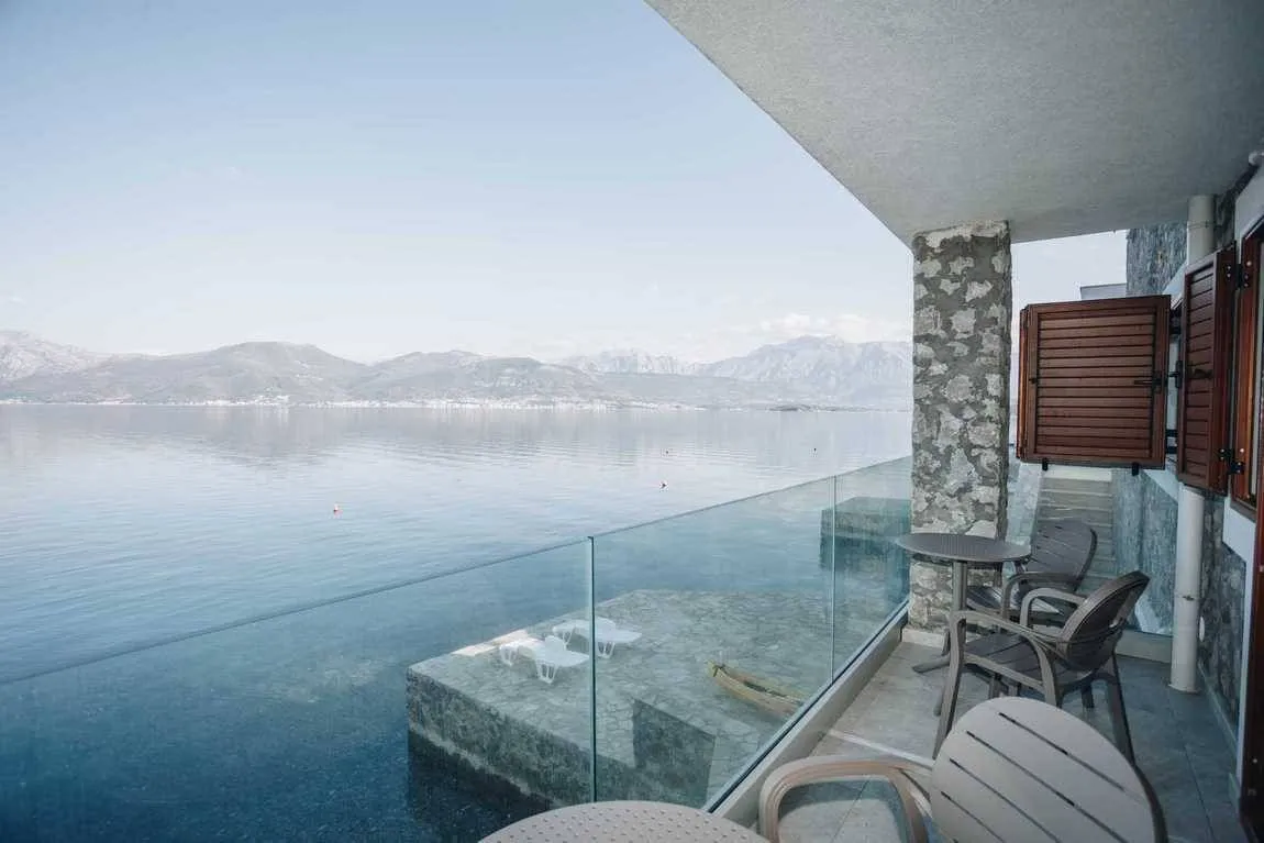 Prodaja, kuća, 300m², Krašići, Tivat