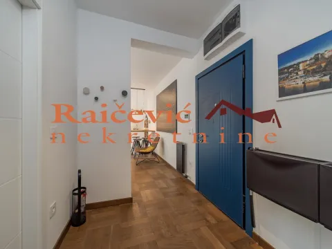 Rent, two bedroom apartment, 40m², Šumice, Beograd - image 10