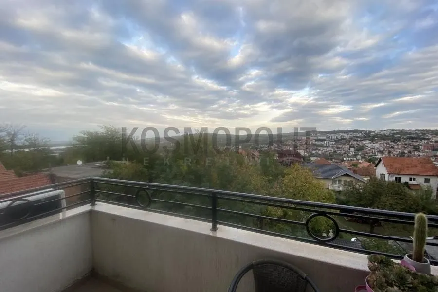 Prodaja, trosoban stan, 60m², Zvezdarska Šuma, Zvezdara Sve Podlokacije