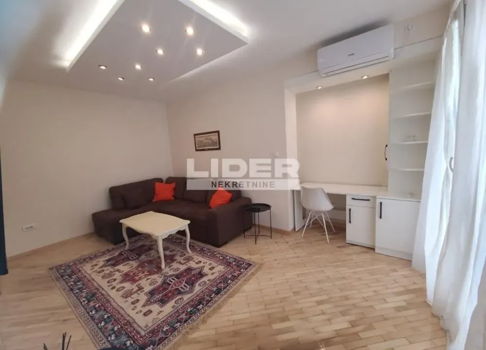 Rent, two bedroom apartment, 60m², Klinički Centar, Beograd