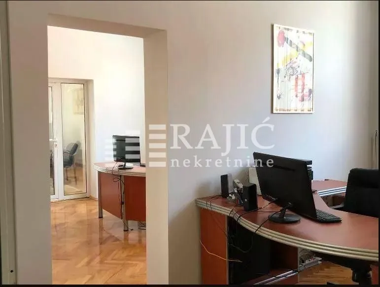 Rent, office space, 170m², Zemun Nova Galenika, Zemun Sve Podlokacije