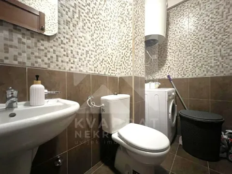 Rent, one bedroom apartment, 53m², Preko Morače, Podgorica - image 9