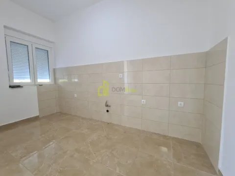 Izdavanje, jednosoban stan, 60m², Centar, Podgorica - image 5