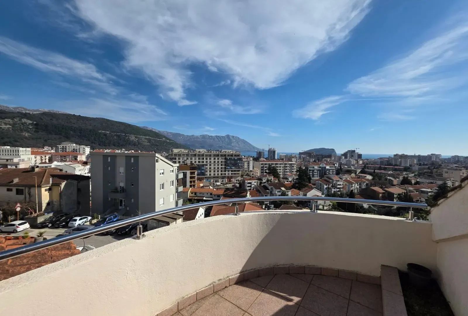 Prodaja, dvosoban stan, 120m², Budva, Crna Gora