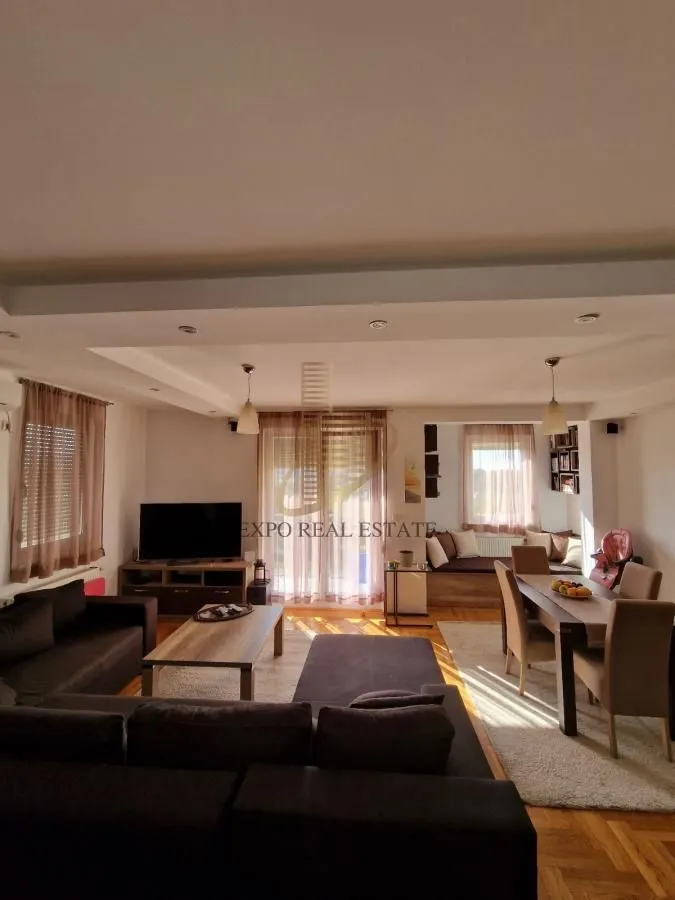 Prodaja, četvorosoban stan, 120m², Nova Detelinara, Novi Sad Sve Podlokacije