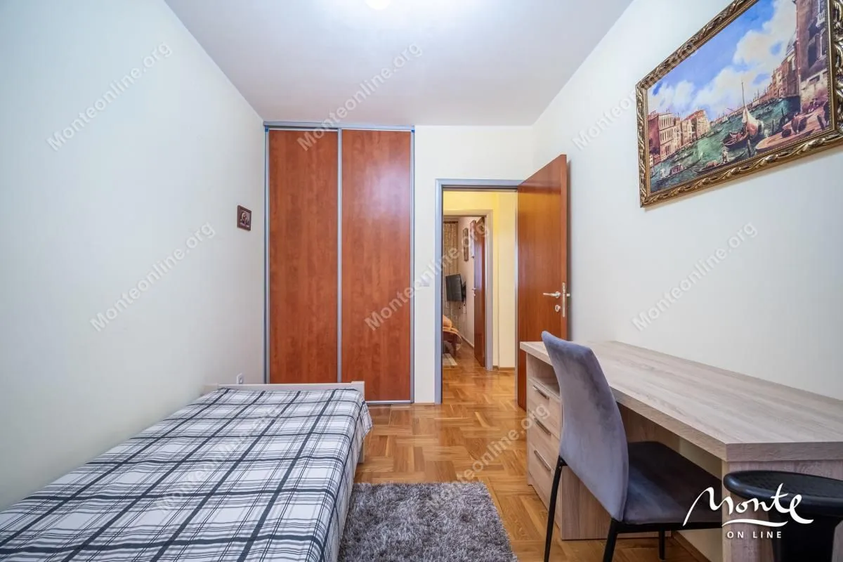 Prodaja, dvosoban stan, 55m², Bečići, Budva