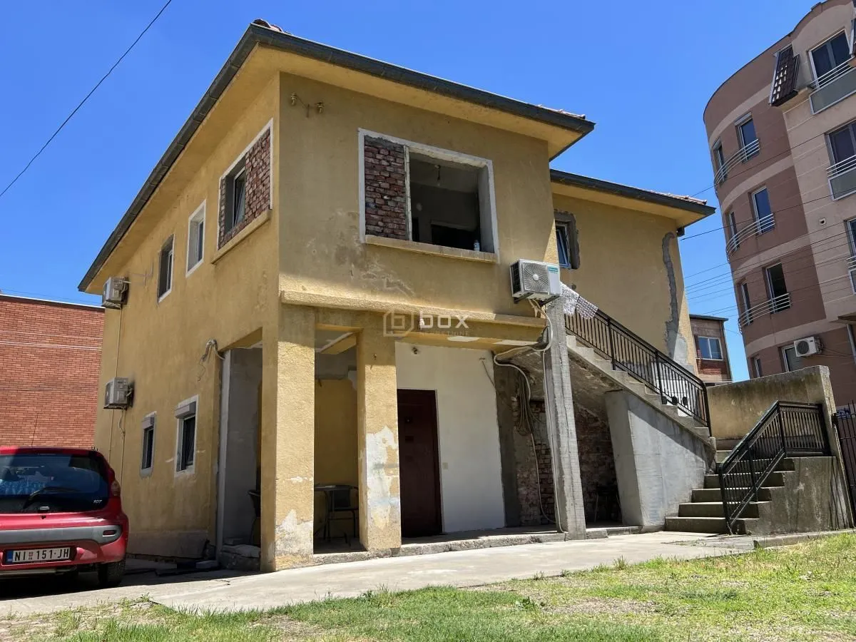 Prodaja, kuća, 174m², Medijana, Niš