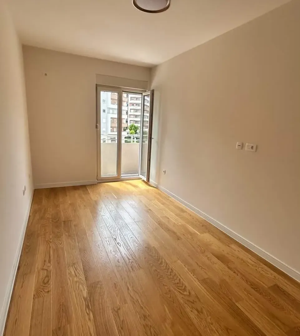 Prodaja, jednosoban stan, 43m², Central Point, Podgorica