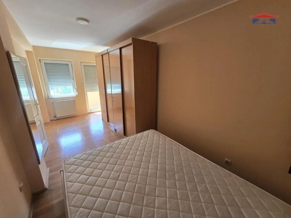 Izdavanje, jednosoban stan, 39m², Grbavica, Novi Sad Sve Podlokacije