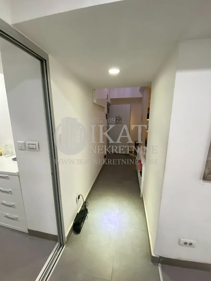 Sale, one bedroom apartment, 66m², Vračar Hram, Vračar Sve Podlokacije