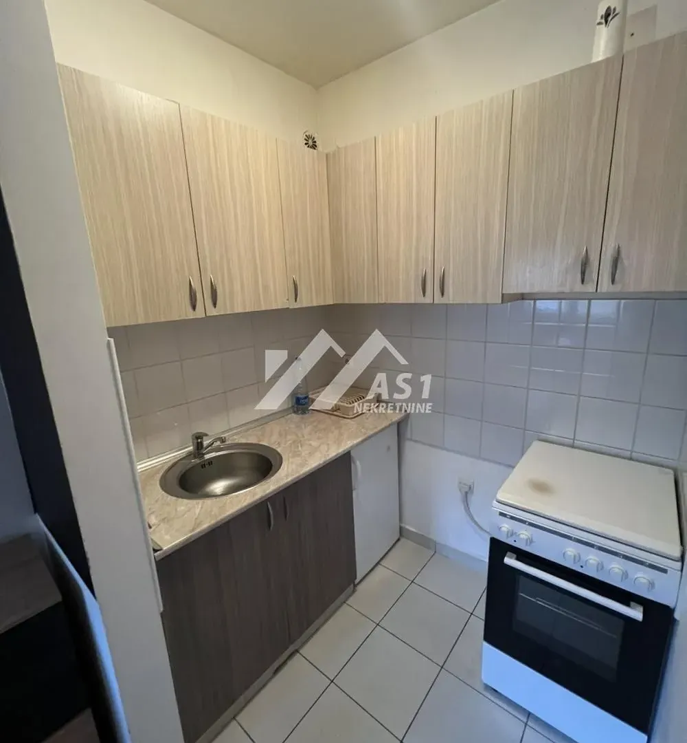 Izdavanje, stan, 25m², Novi Sad Sve Podlokacije, Novi Sad