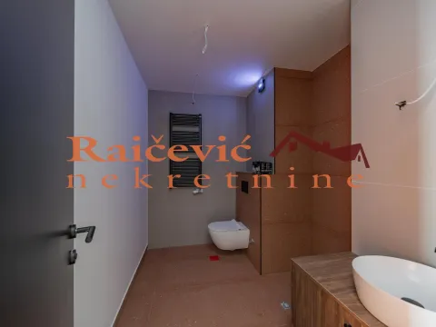 Prodaja, trosoban stan, 84m², Voždovac Sve Podlokacije, Beograd - image 13