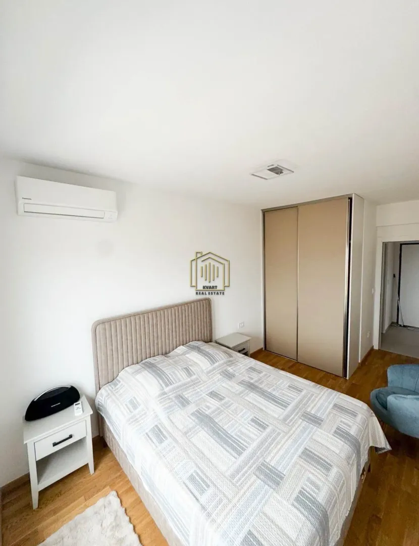 Izdavanje, dvosoban stan, 65m², Stari Aerodrom, Podgorica
