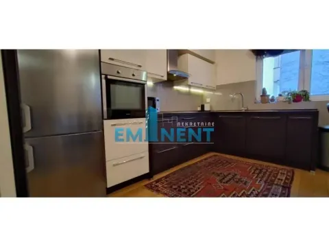 Izdavanje, četvorosoban stan, 120m², Stari Grad, Beograd - image 7