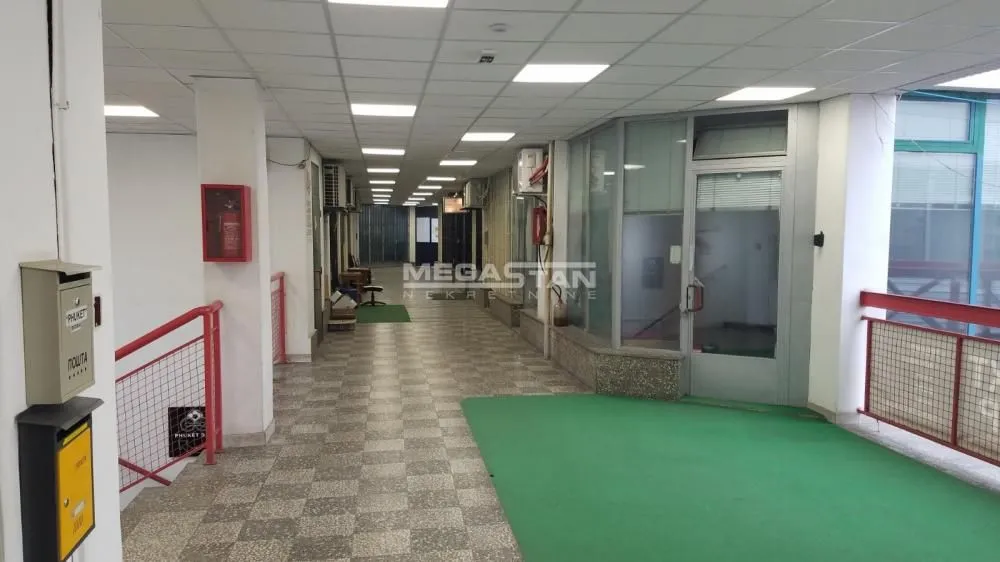 Sale, office space, 20m², Južni Bulevar, Vračar Sve Podlokacije