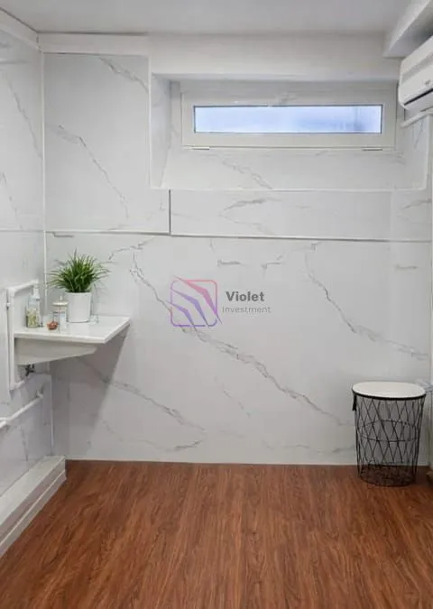 Izdavanje, poslovni prostor, 15m², Centar, Podgorica