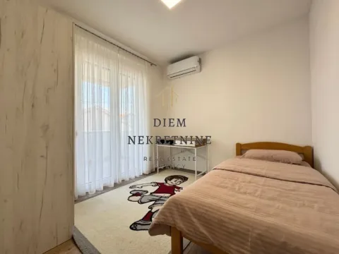 Rent, three bedroom apartment, 100m², Zagorič, Podgorica - image 7