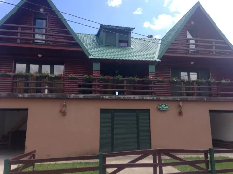 Prodaja, kuća, 330m², Žabljak, Crna Gora