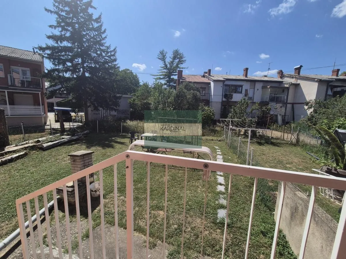 Prodaja, četvorosoban stan, 120m², Strelište, Jagodina
