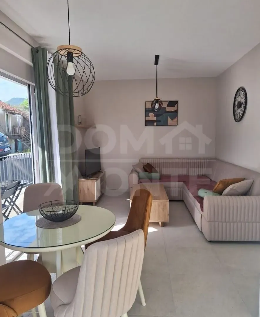 Rent, one bedroom apartment, 33m², Tivat, Crna Gora