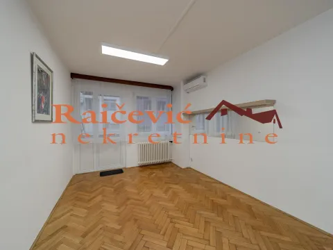 Izdavanje, poslovni prostor, 58m², Kalenić Pijaca, Vračar Sve Podlokacije - image 16
