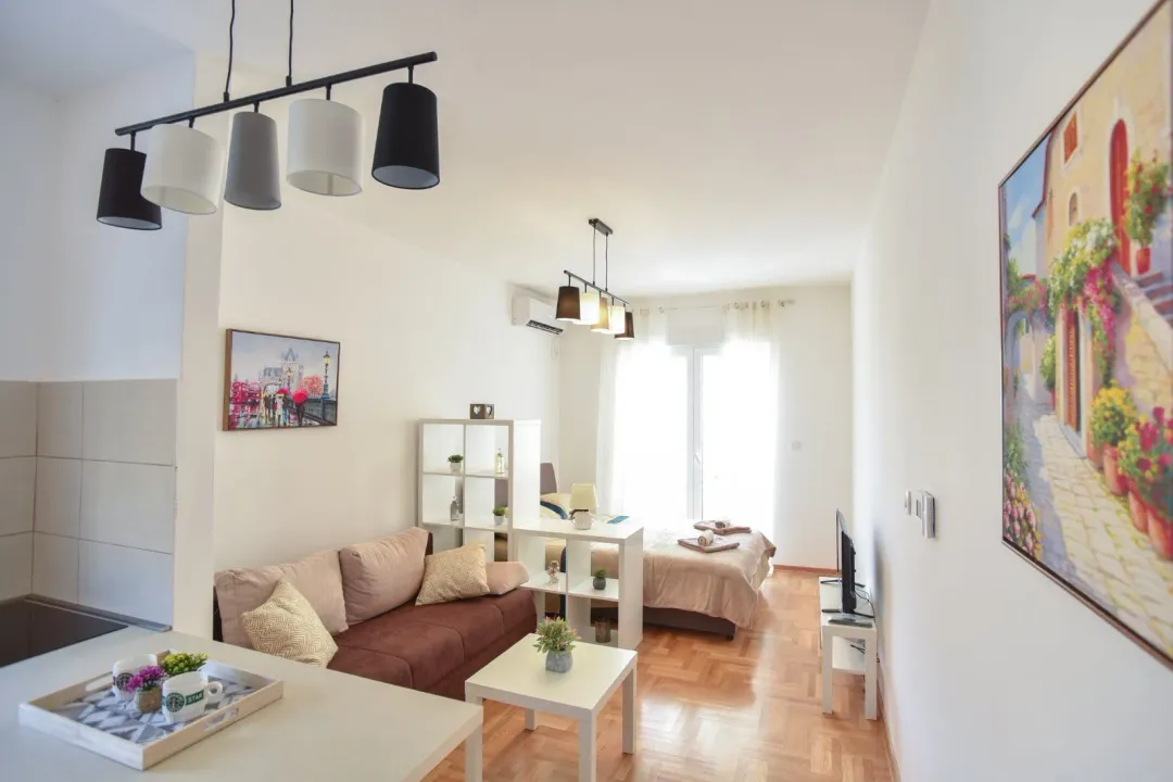 Rent, studio apartment, 31m², Budva, Crna Gora