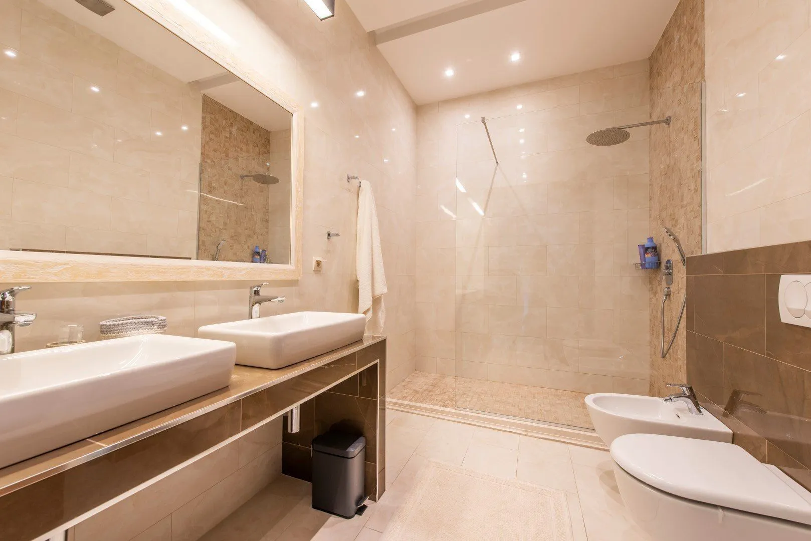 Sale, house, 496m², Blizikuće, Budva