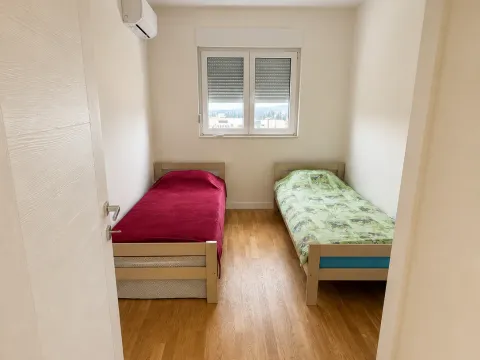Rent, two bedroom apartment, 60m², Pobrežje, Podgorica - image 9